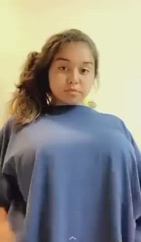 big tits boobs flashing latina teen thick tits titty drop underboob gif