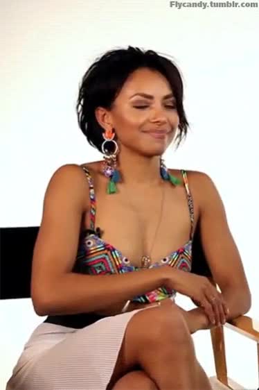 Kat Graham (2)