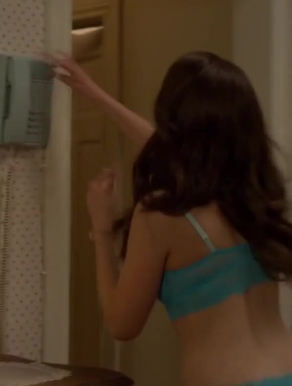 Alison Brie - No Stranger Than Love (2015)