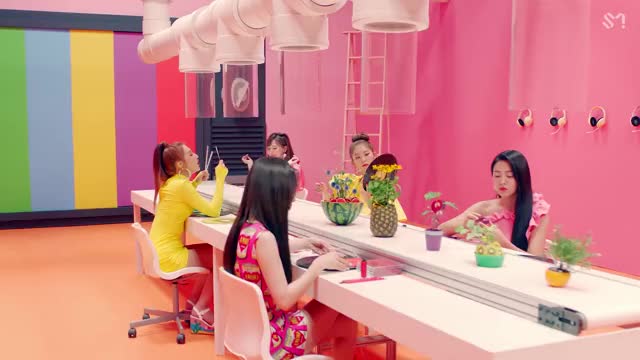 Red Velvet 레드벨벳 'Power Up' MV