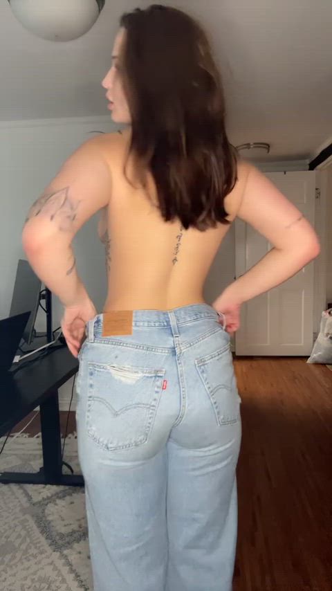 Comment your size if you would fuck my ass.