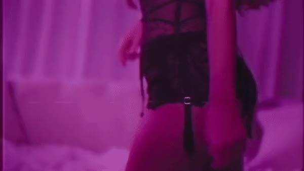 Ariana - Dangerous Woman