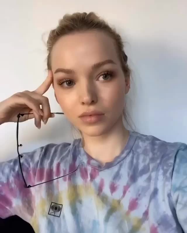 dovecameron~1585352859~2274426850549483422 145312309