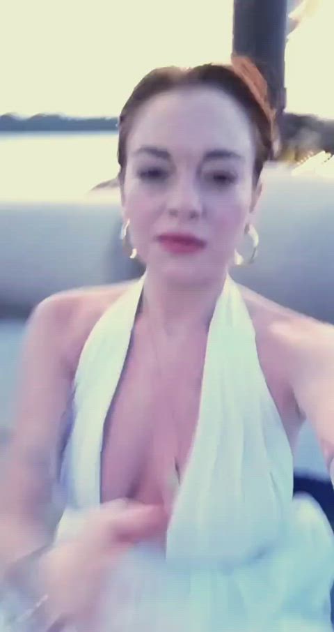 celebrity cleavage lindsay lohan gif