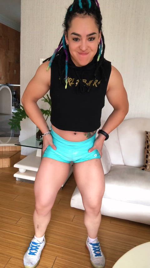 muscles muscular milf onlyfans gif