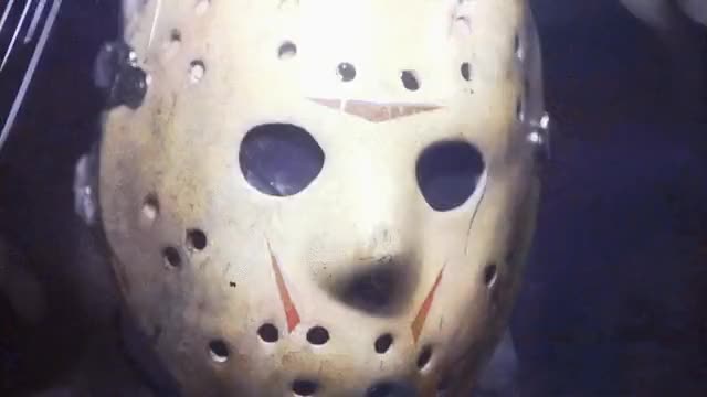 Friday-the-13th-Part-VIII-Jason-Takes-Manhattan-1989-00-51-34-jason-sparkles-scream