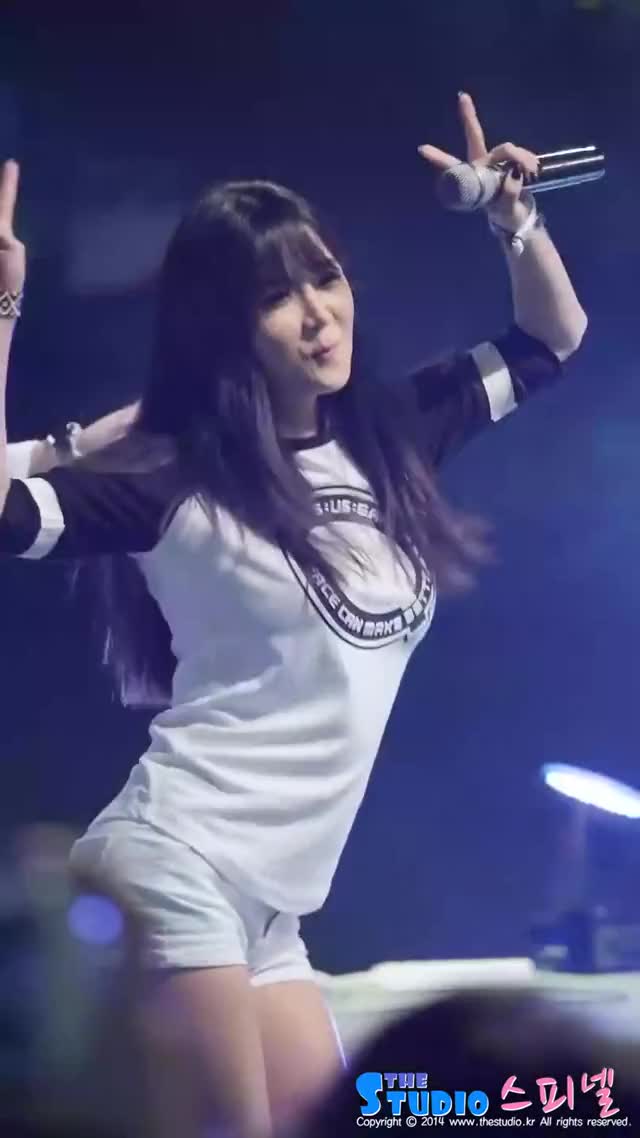 140905 Hyunyoung cute (Night after night) loop