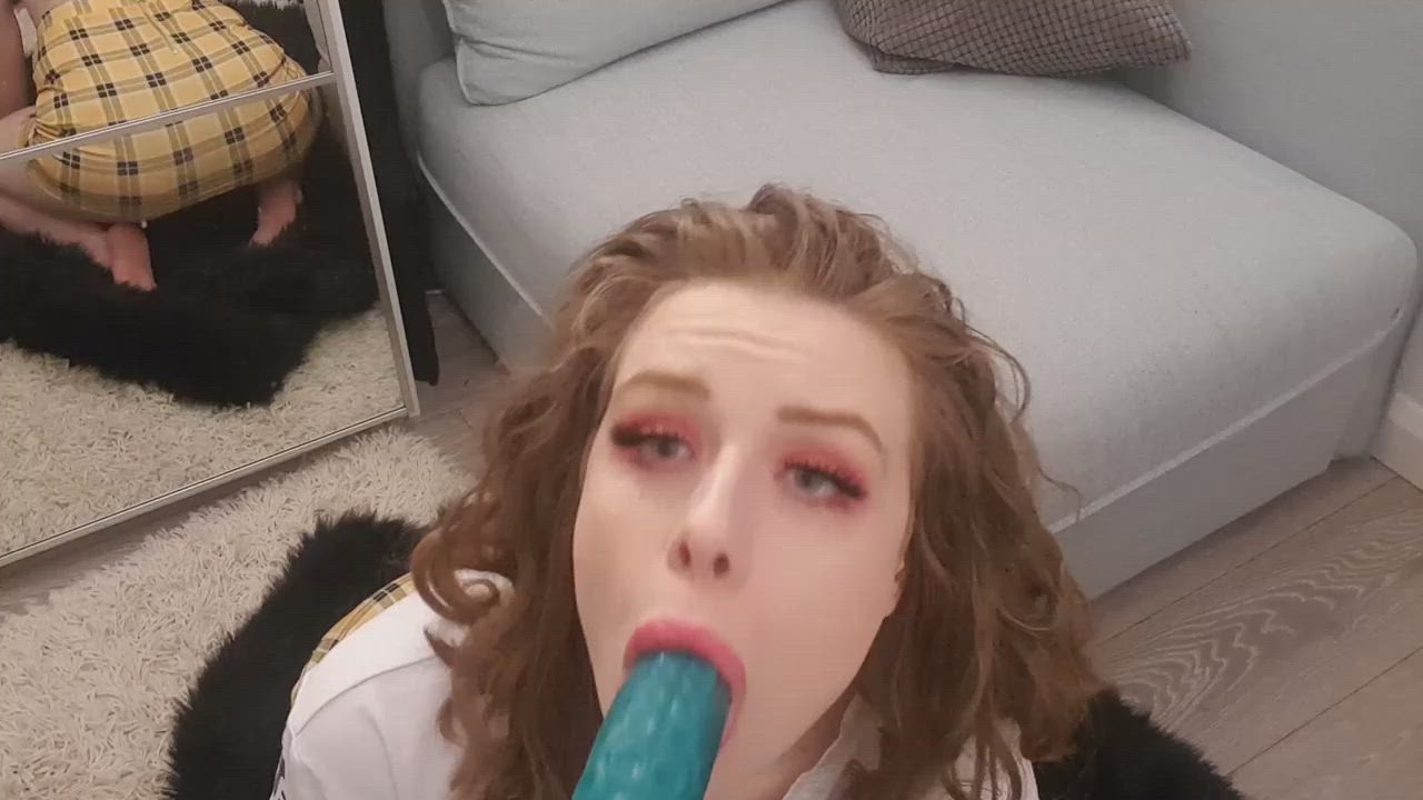 Tentacles make me cum so hard!