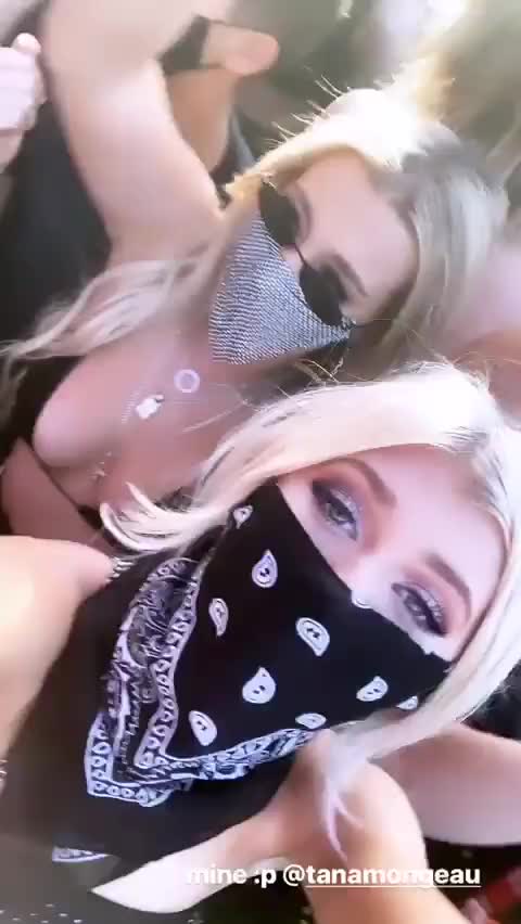 Tana Mongeau and Loren Gray - Coachella 2019