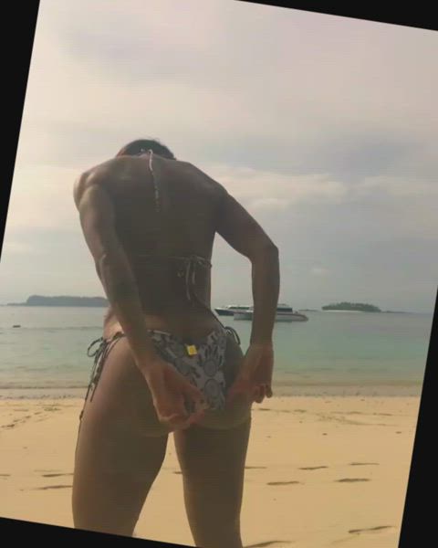 ass big tits beach gif