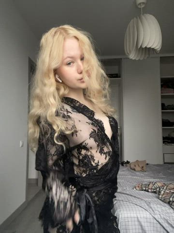 Blonde Curly Hair OnlyFans gif