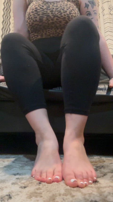 Is this putting you in a trance? How close can I get my soles and toes to your face?