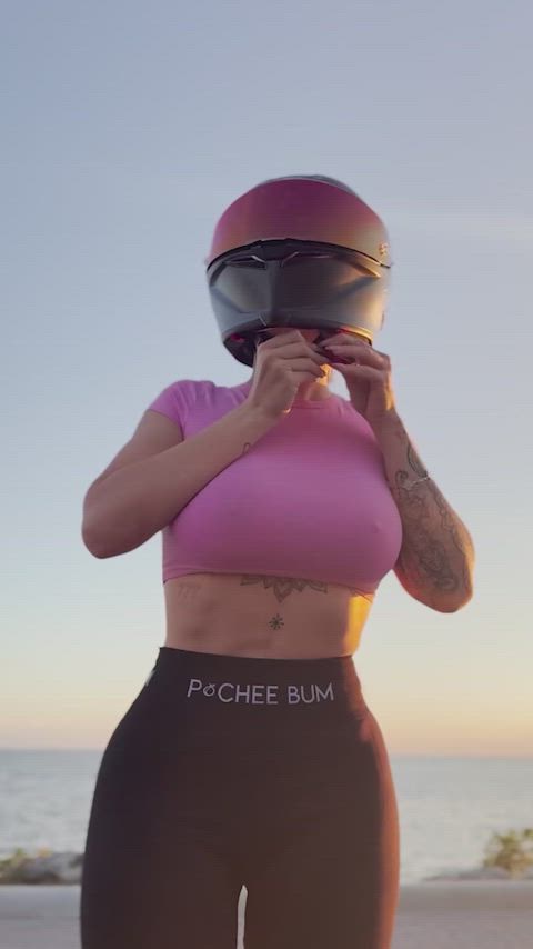 boobs leggings outdoor tattoo tiktok breastexpansion hot-girls-with-tattoos just-boobs