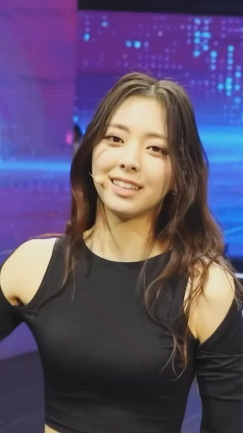 body celebrity korean gif