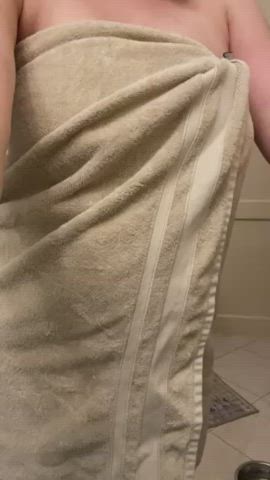 Towel drop fun 😉