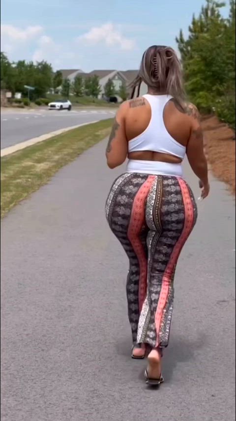 ebony jiggle tease walking gif