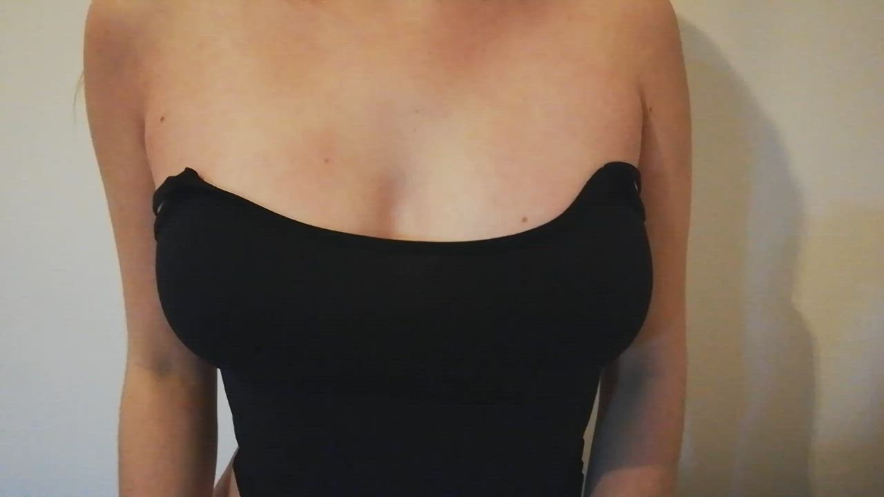 Can my 19yo tits turn you on?