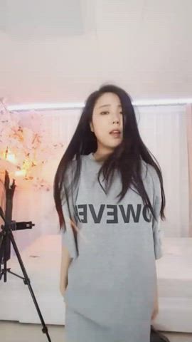 asian camgirl daddy korean tiktok tits gif