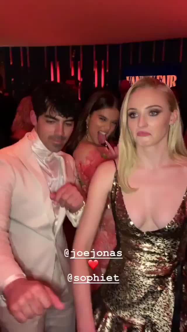 Sophie Turner - VF Oscar party