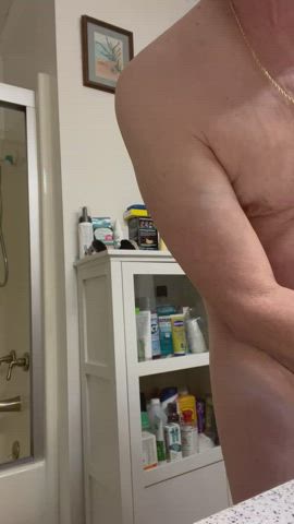 (68).   Hi gang!  How about joining your Hung Grandpa on a Soapy Sunday? 