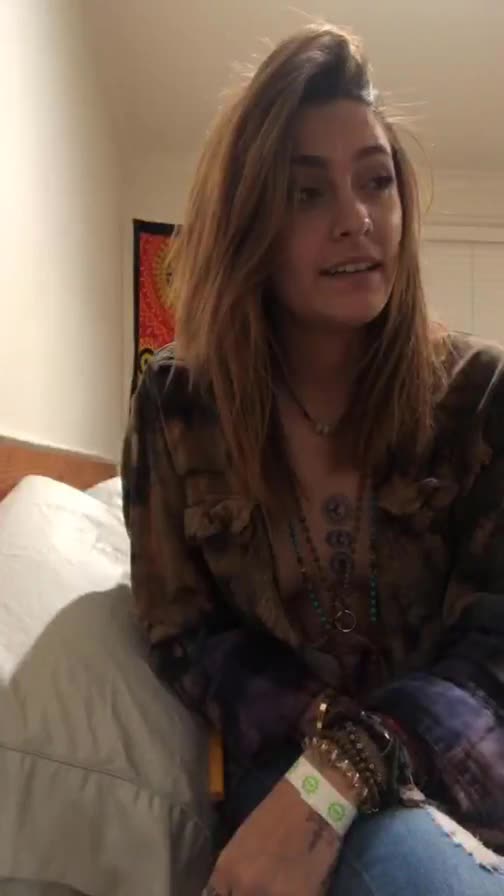 Paris Jackson - HotCelebsTube