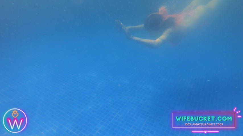 amateur ass big ass big tits bikini fake tits homemade tattooed tits underwater adorable-porn