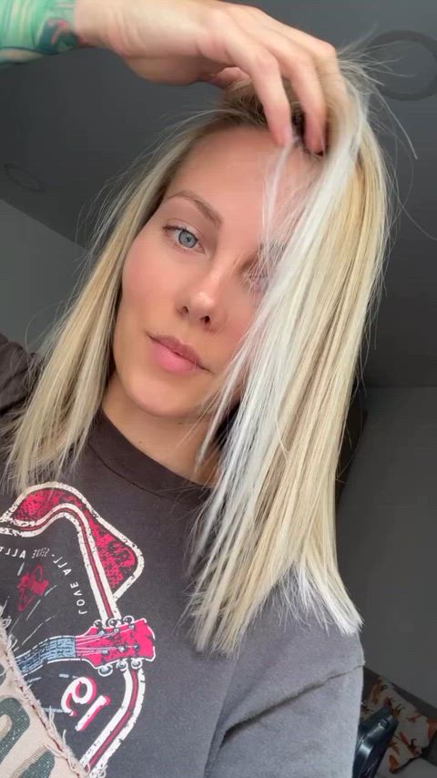 blonde blue eyes onlyfans pretty sfw white girl tik-tok gif