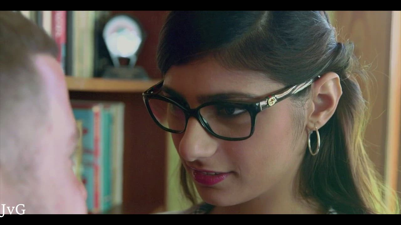 A minute with Mia Khalifa