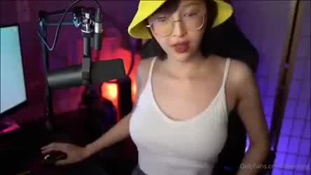 Cam Model Thai gif