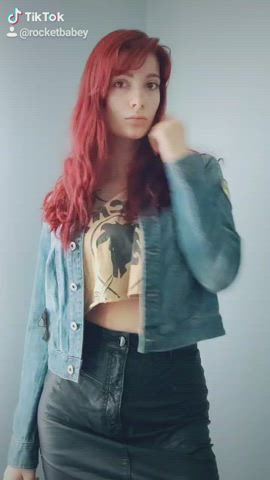 girls redhead tiktok gif