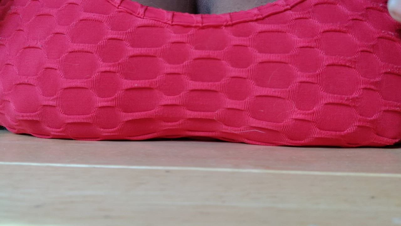 tabletop tittydrop [oc]