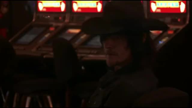 SKY - Norman Reedus / Diane Kruger (Diego & Romy)