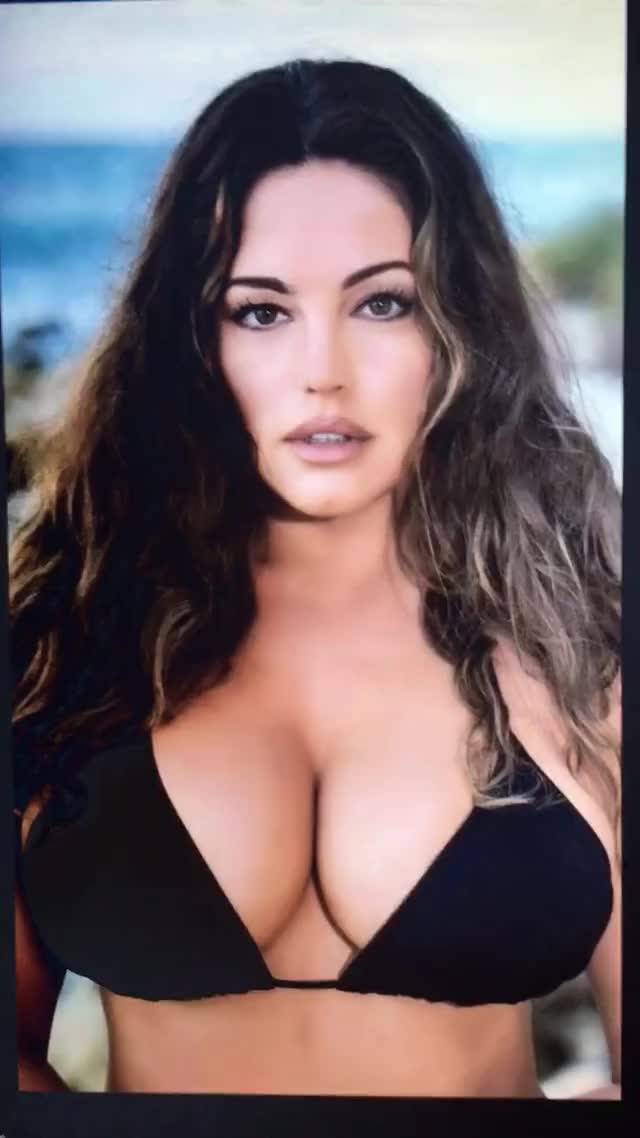 Kelly Brook tribute