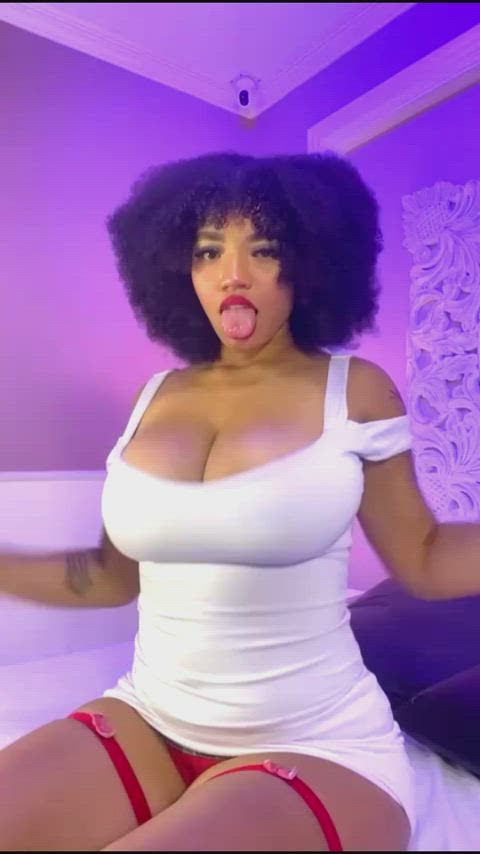 big tits bouncing tits chaturbate dress ebony streamate stripchat tits tongue gif