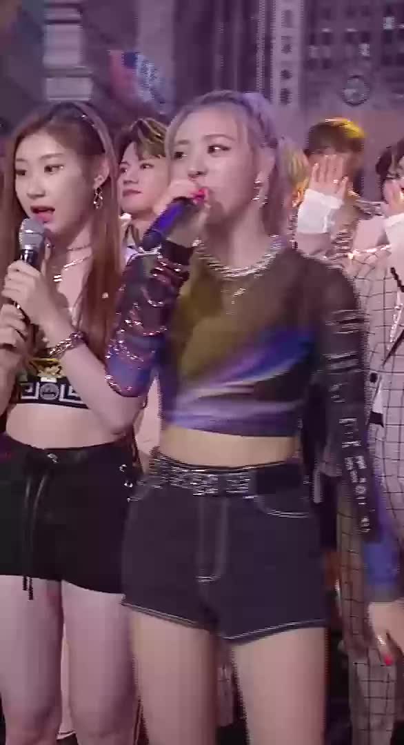 190823 KBS Music Bank ITZY - No.1 Encore happy yuna beding