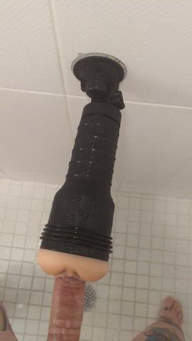 Who else has the shower mount for their Fleshlight?