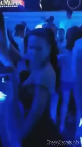 areolas bouncing tits dancing grabbing natural tits nightclub public strip titty