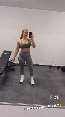Fitness Gym Leggings Muscular Girl gif