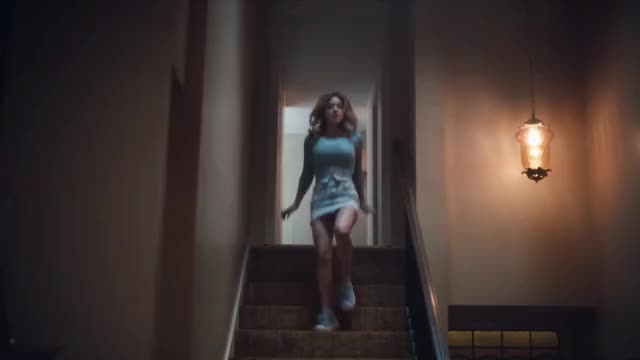 Sydney Sweeney - Euphoria - S1E2 - other scenes (tight blue sweater)