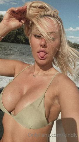 blonde boobs tits gif