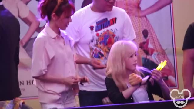 [FANCAM] 150827 SNSD - 1st Fansign (Lion Heart Album) at Daejeon