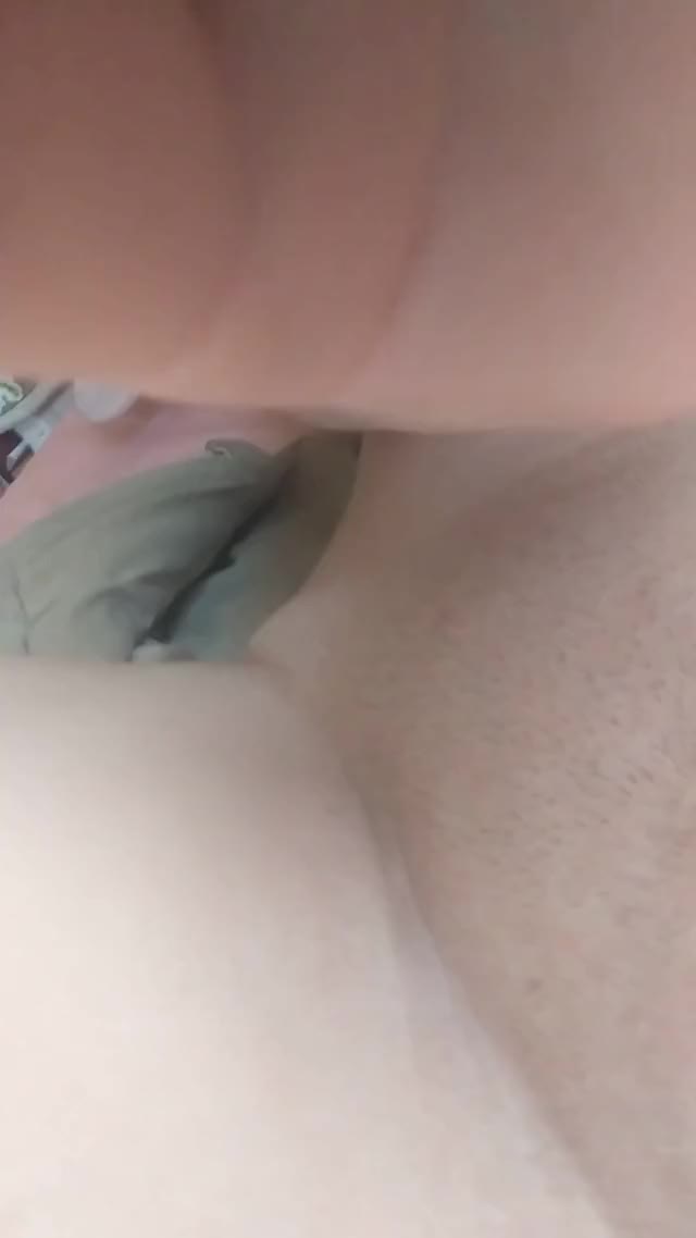 As requested- [f]ingers. With sound!