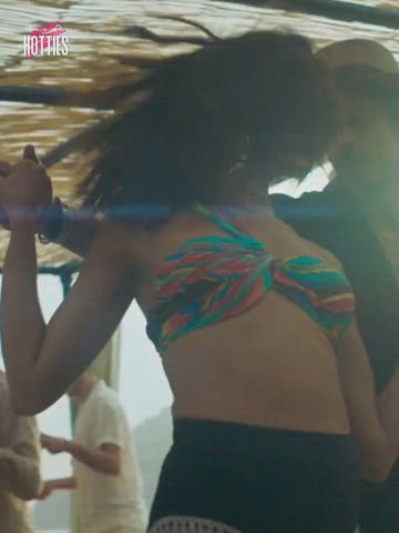 OG CUM Queen Deepika Padukone Bonus Scene Ps: Close Shot of her Bubble Butt and Coochie.