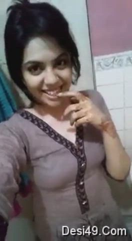 Desi ?cute ?girl show ?nudity full video