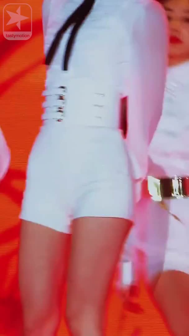 IZONE 190115 @ Seoul Music Awards Miyawaki Sakura by Poly rhythm 3-1(Zoomed)