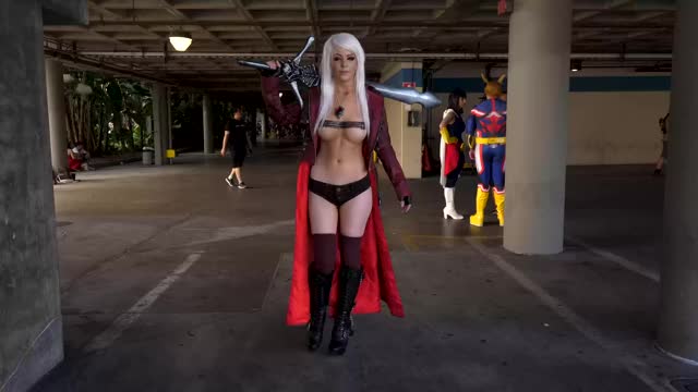 Danielle Beaulieu as Dante - Anime Expo 2018 Cosplay Music Video 4K - Part 1 GIF