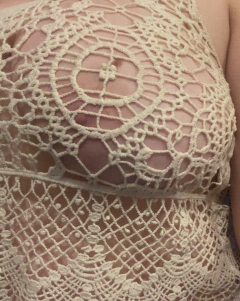 Loose peekaboo crochet is almost an off when it’s on