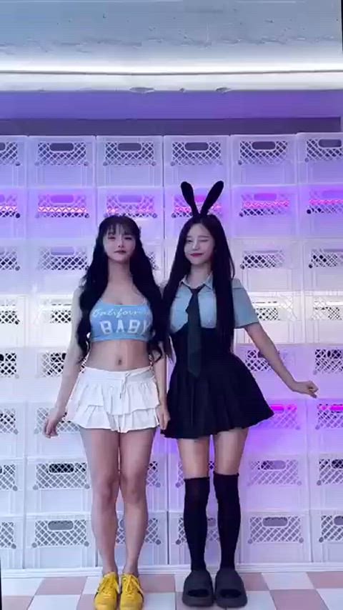 asian dance dancer dancing friends korean gif