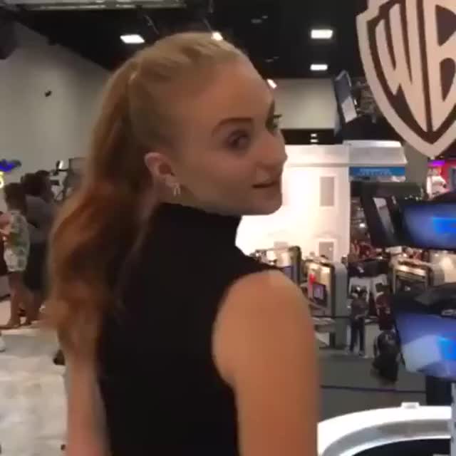 Sophie Turner ✨✨