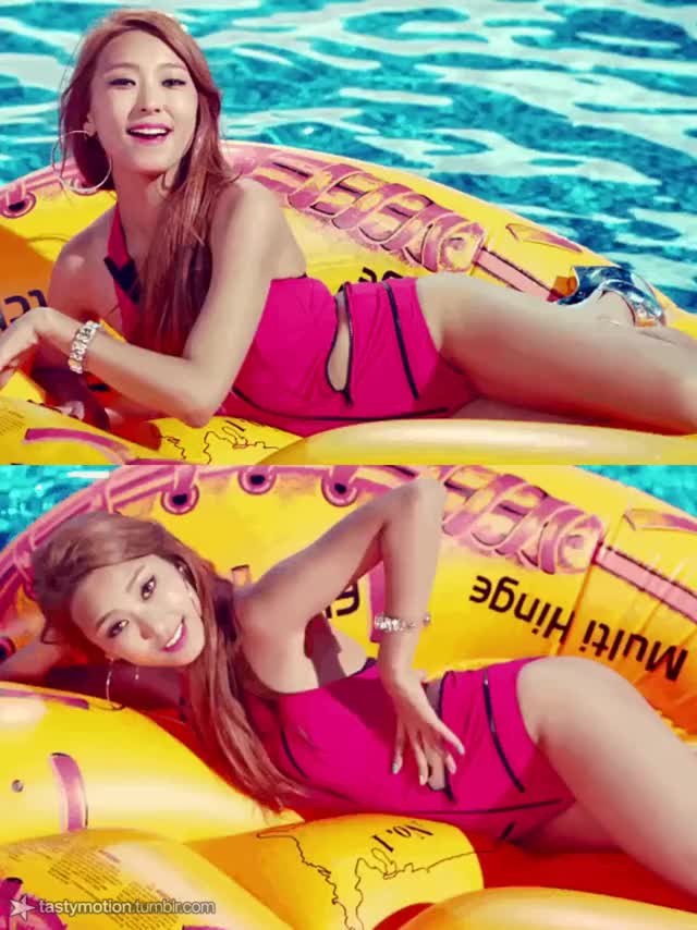 Sistar Bora - Touch My Body M/V